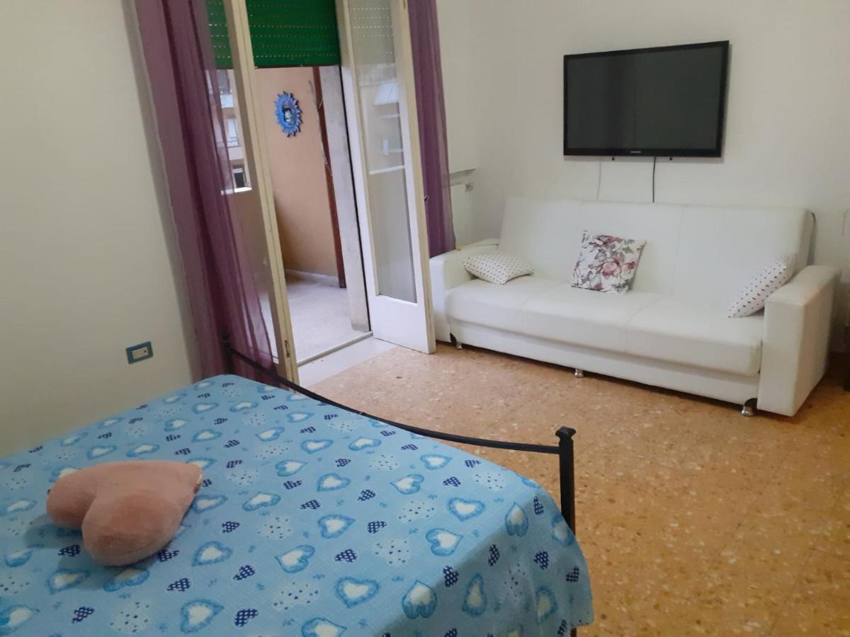 مبيت وإفطار كازيرتا A Casa Di Adele المظهر الخارجي الصورة