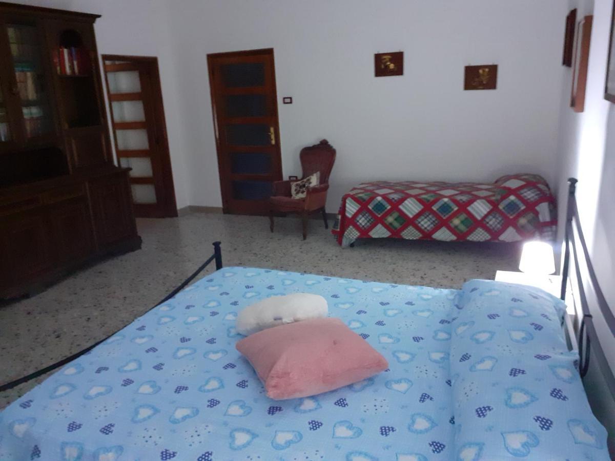 مبيت وإفطار كازيرتا A Casa Di Adele المظهر الخارجي الصورة