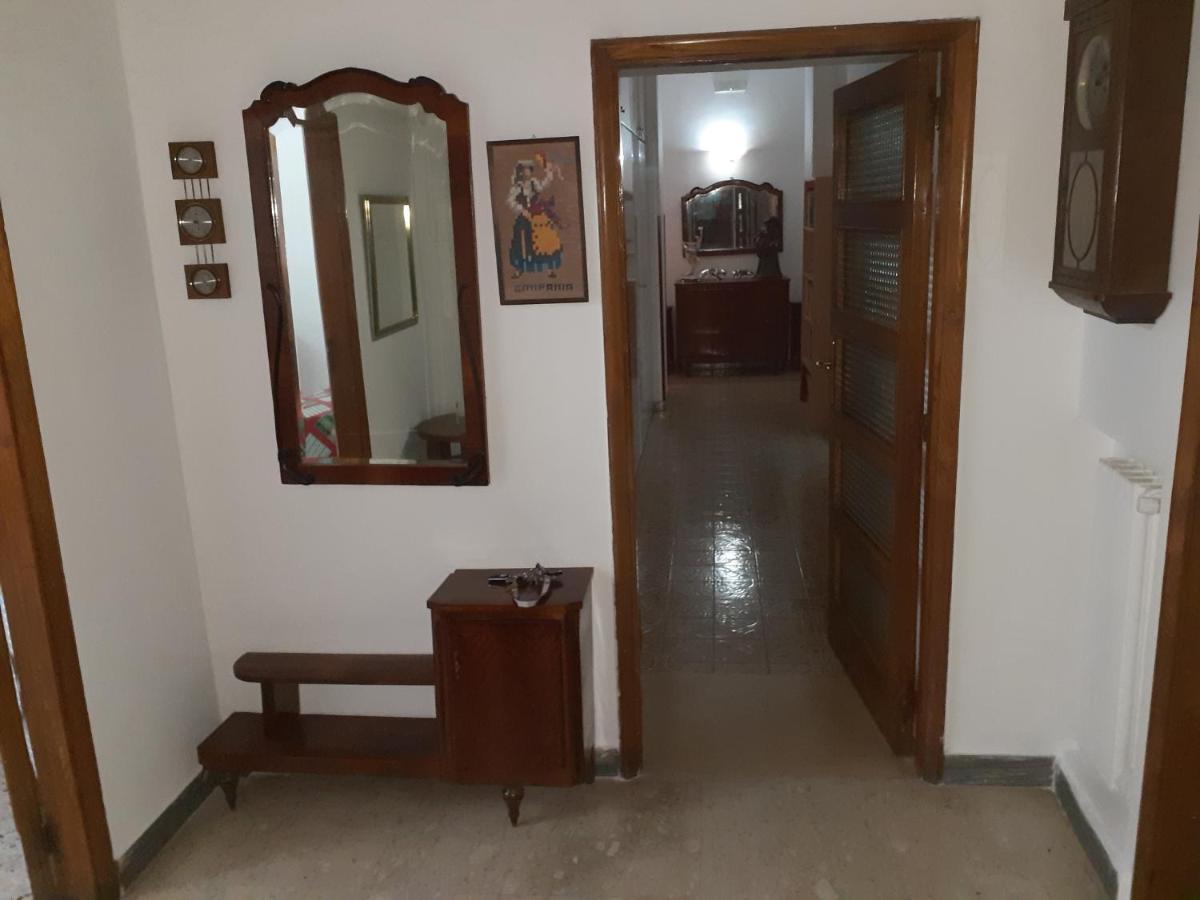 مبيت وإفطار كازيرتا A Casa Di Adele المظهر الخارجي الصورة