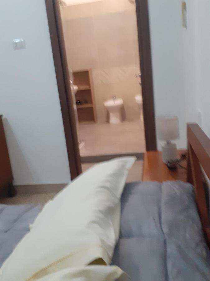 مبيت وإفطار كازيرتا A Casa Di Adele المظهر الخارجي الصورة