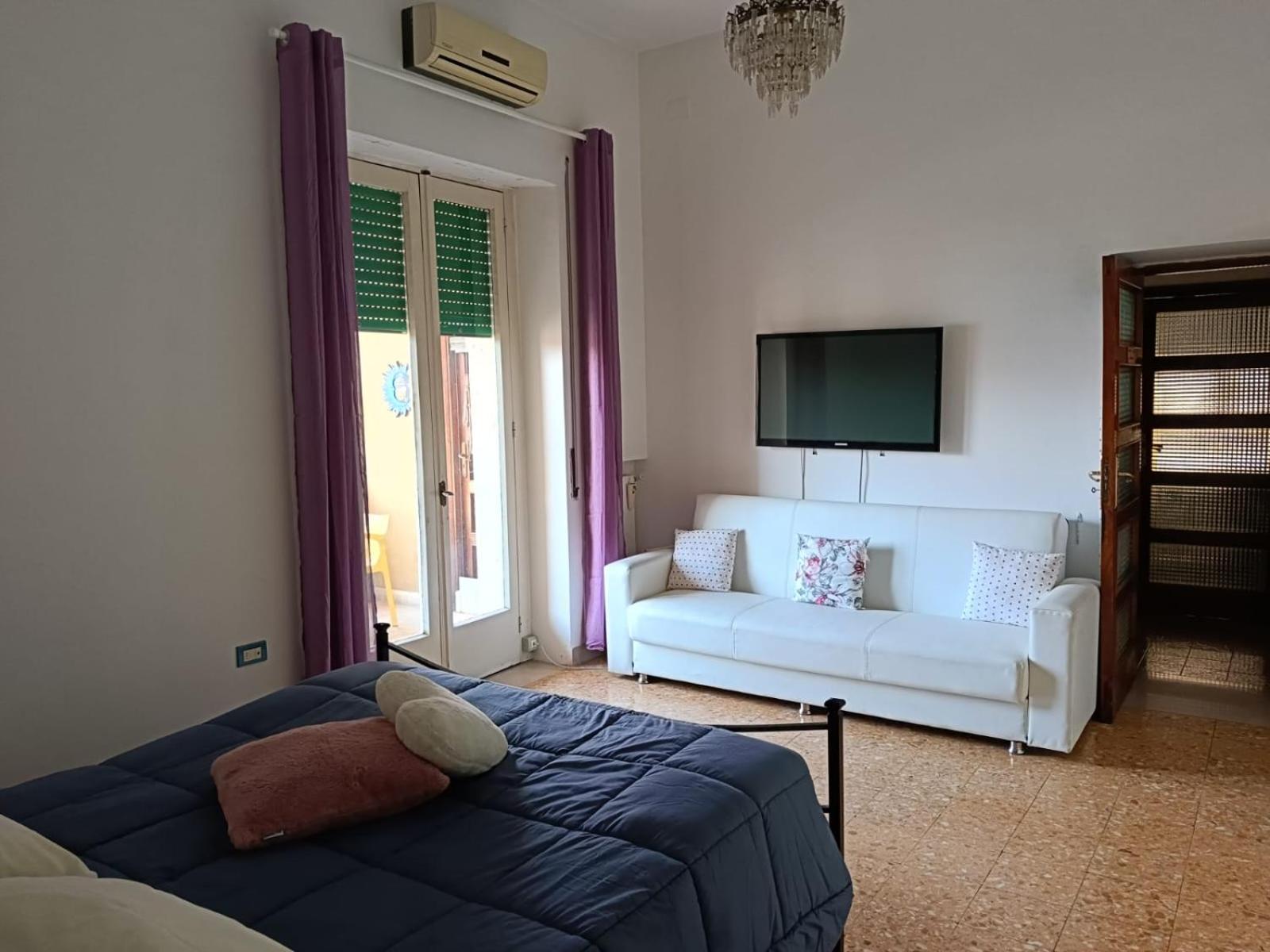 مبيت وإفطار كازيرتا A Casa Di Adele المظهر الخارجي الصورة