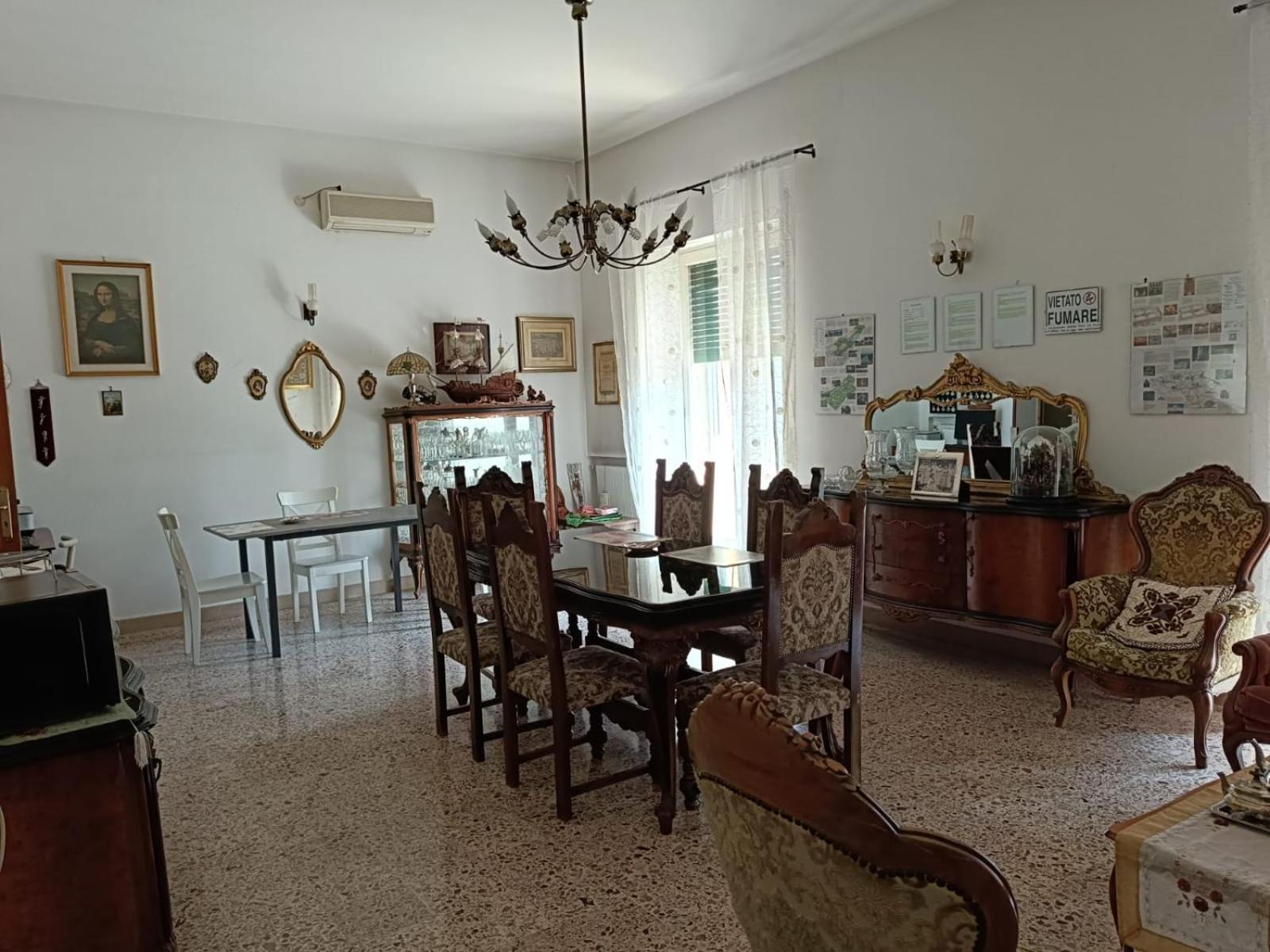 مبيت وإفطار كازيرتا A Casa Di Adele المظهر الخارجي الصورة