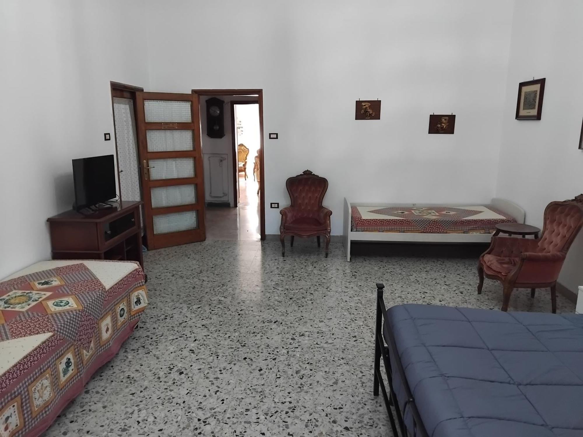 مبيت وإفطار كازيرتا A Casa Di Adele المظهر الخارجي الصورة
